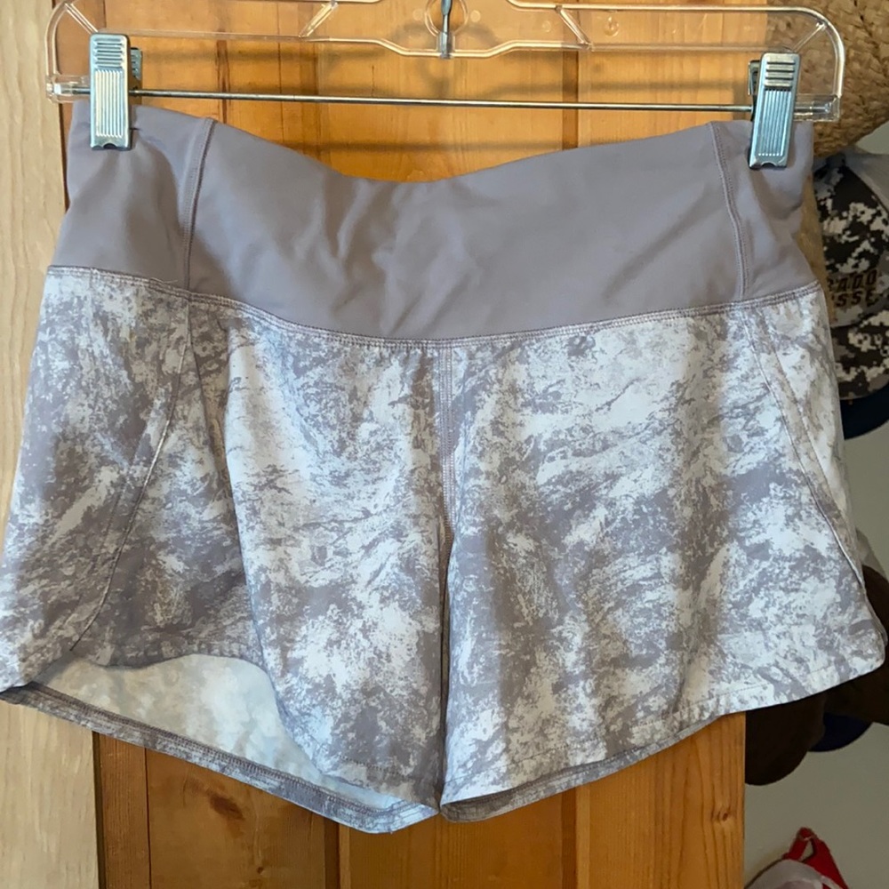Lululemon shorts 4”
